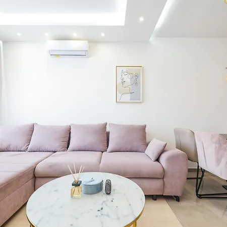 Apartment White Hill
