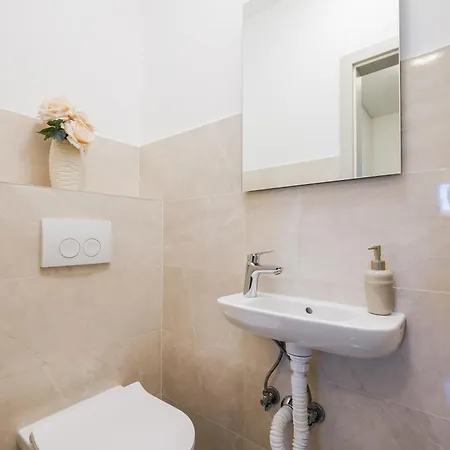 Apartment White Hill *